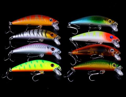 56kpl 3-10cm metallinen bassokalastuskalusetti