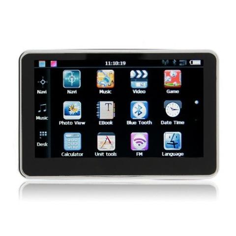 5" GPS‐navigaattori autoon kosketusnäytöllä 