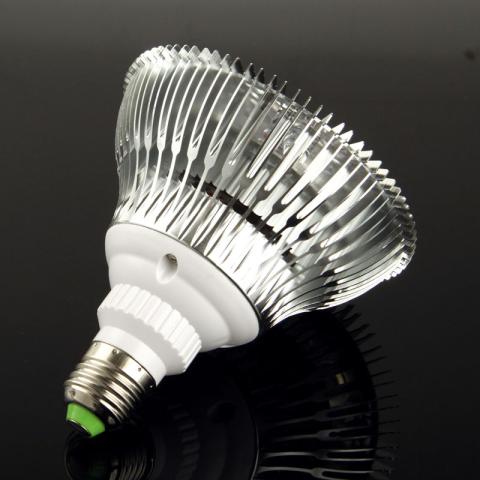 12W energiaa säästävä LED-hehkulamppu, E27 kanta