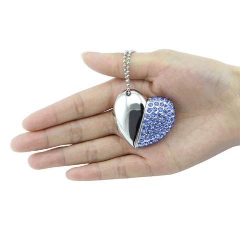 32 Gt USB-Muistitikku (Sydän)