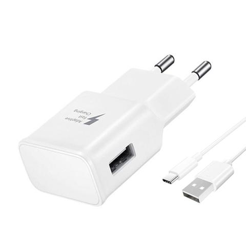 USB laturi Type-C -kaapelilla