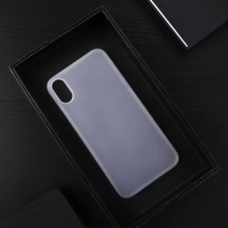iPhone X Ultra ohut suojakuori (Valkoinen)