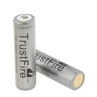 TrustFire 18650 ladattava akku, 2400 mAh, 2 kpl