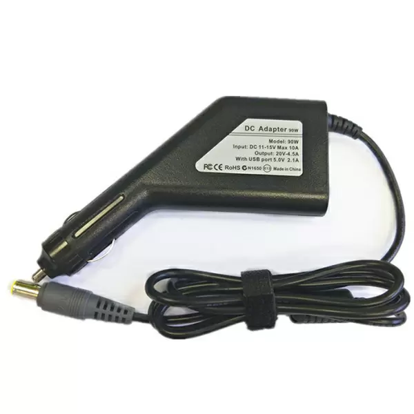 Yleismallinen 65W-90W autolaturi Lenovo kannettaville tietokoneille