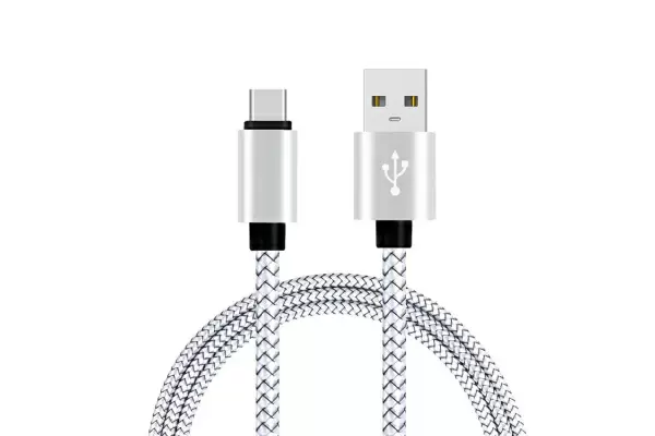USB-C / USB-A  data- ja latauskaapeli, 2 m
