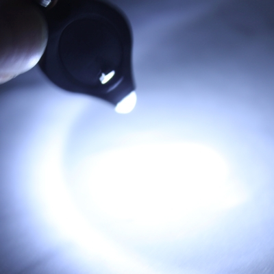 Avaimenperä kirkkaalla LED-valolla, 10 kpl