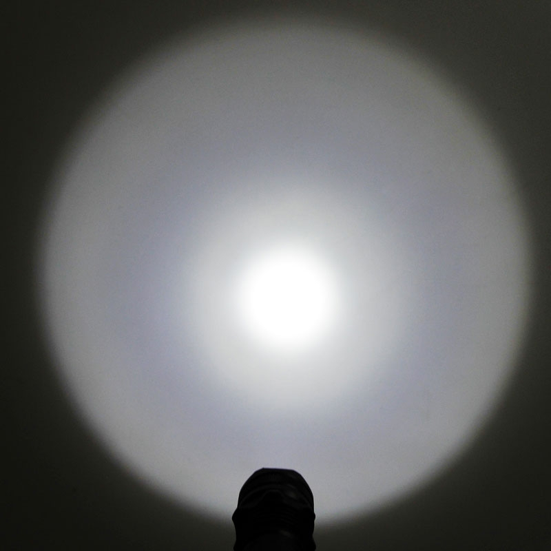 Cree XR-E T6 5-Mode LED taskulamppu, 4000LM