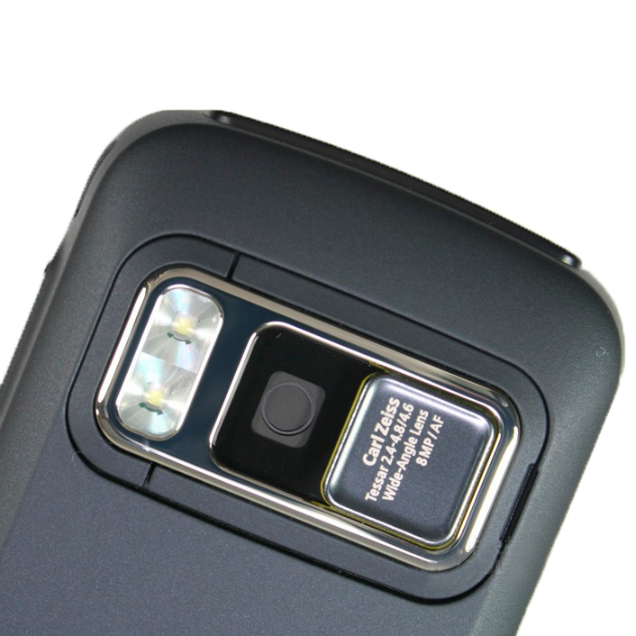 Kunnostettu Nokia N86 puhelin