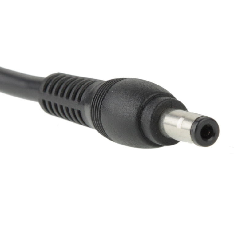 TOSHIBA yhteensopiva virtalähde / laturi, 19V 6.3A, 5.5 x 2.5 mm liitin