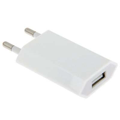 3 in 1 iPhone 3 / 4 Laturisarja autoon ja kotiin