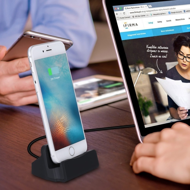 iPhone Lightning telakka, musta