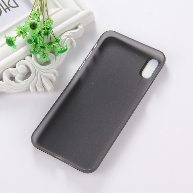 iPhone X kuori (musta)