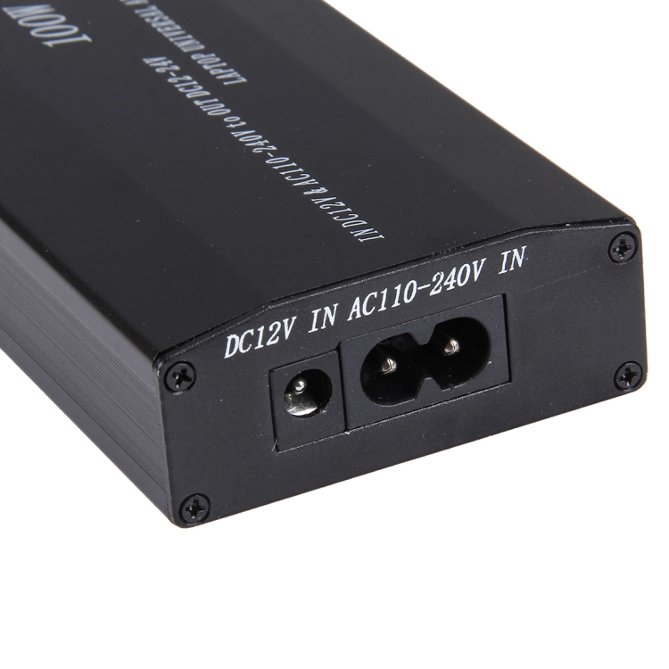 Universaali virtalähde kannettaville tietokoneille