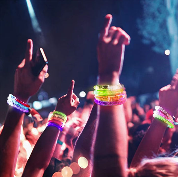 LED-valoranneke, värikkäät vilkkuvat, 10 kpl