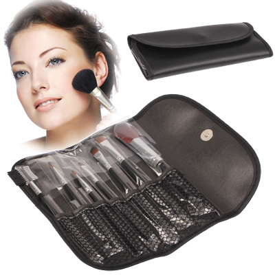 7-osainen meikkisivellinsetti vuohenkarvaa  kotelo 