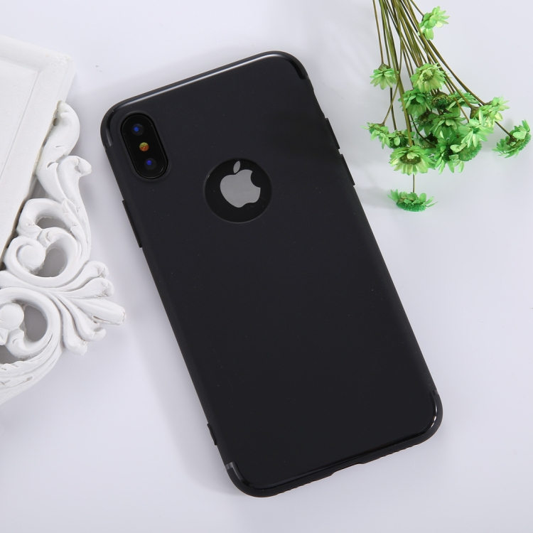 iPhone X / XS suojakuori (musta)