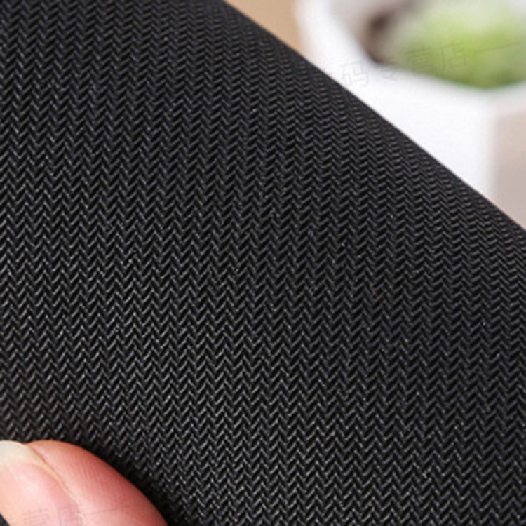 Sateenkaaren värinen pyöreä hiirimatto