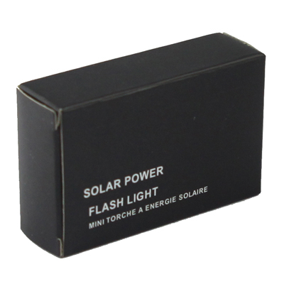 Led-avaimenperä aurinkokennolla