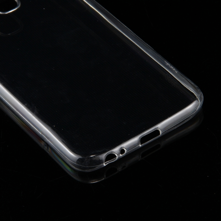 Samsung Galaxy J3 (2017) Ultra-Slim 0.75mm suojakuori (läpinäkyvä)