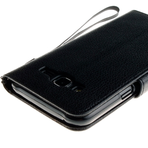 Samsung Galaxy J3 (2016) Nahkainen Suojakotelo (musta)