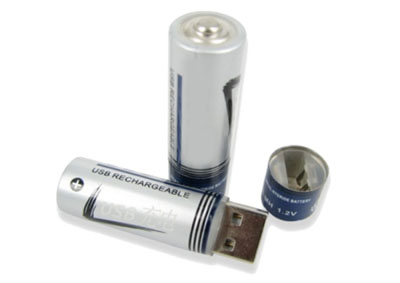 Suoraan USB:stä ladattava AA-paristo