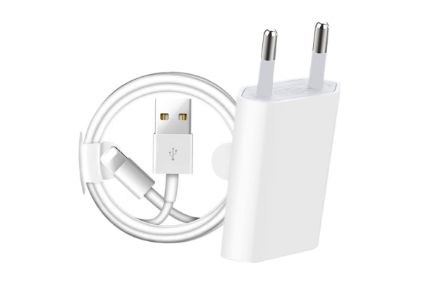USB laturi Lightning kaapelilla, 1 m