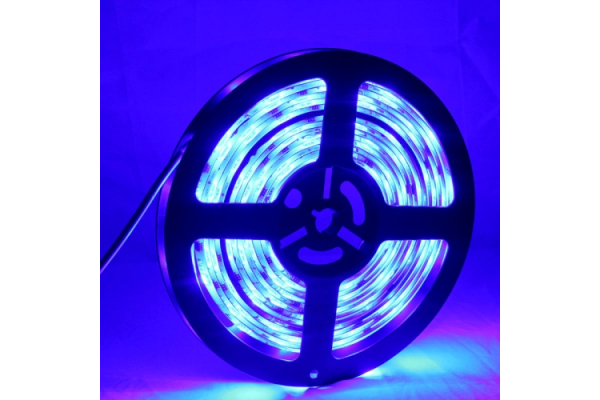 LED-valonauha 2835 SMD, sininen, vedenkestävä , 5 m