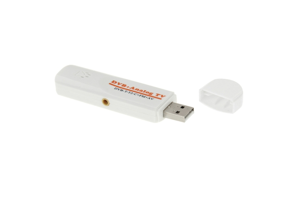 USB DVB-T2/T Digiboxi kaukosäädimellä 