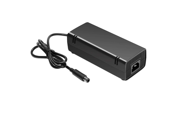 Xbox 360 E virtalähde / virtadapteri