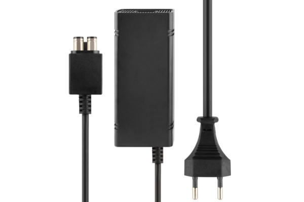 XBOX 360 virta-adapteri